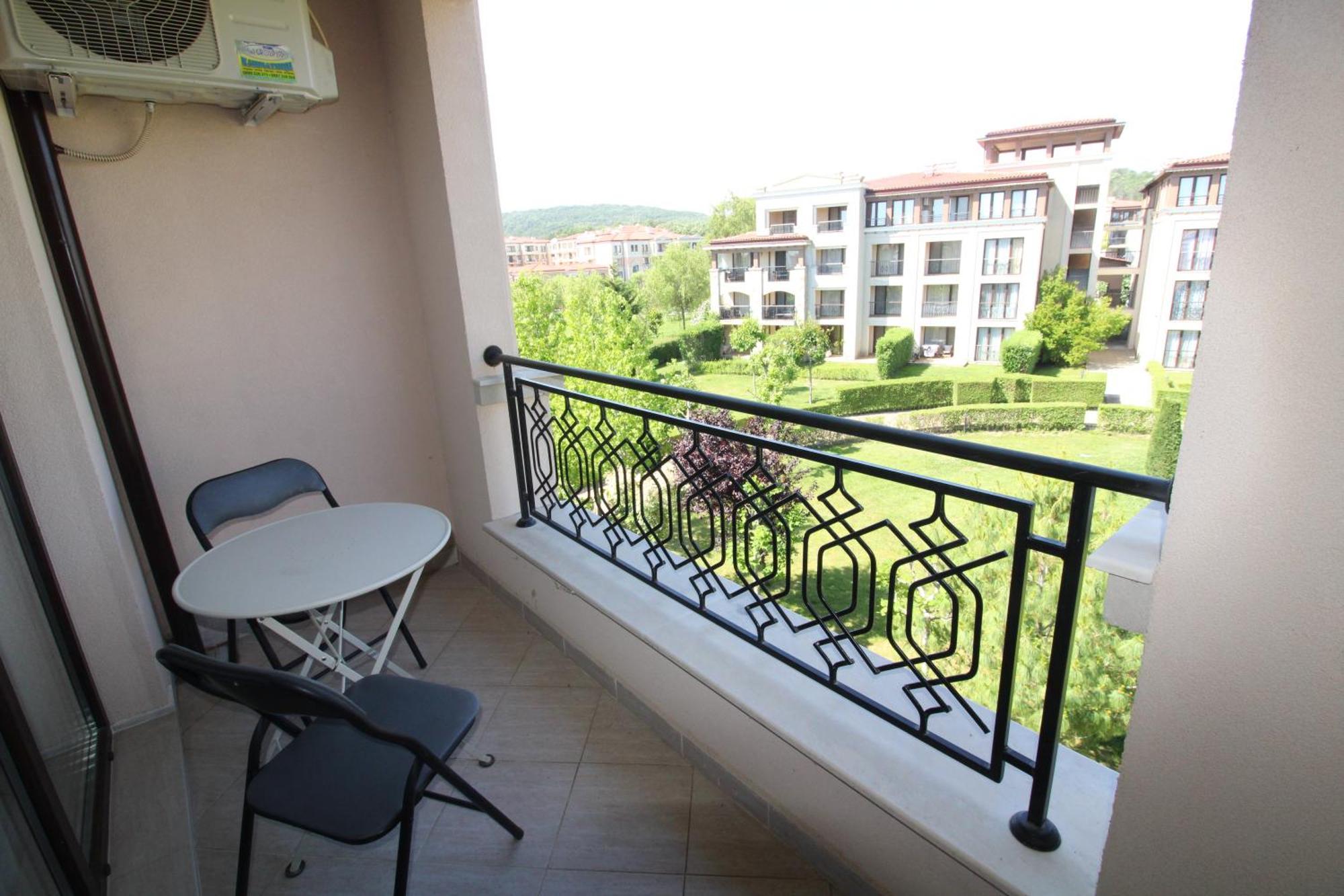 Menada Kavaci Sozopol Apartments Ruang foto